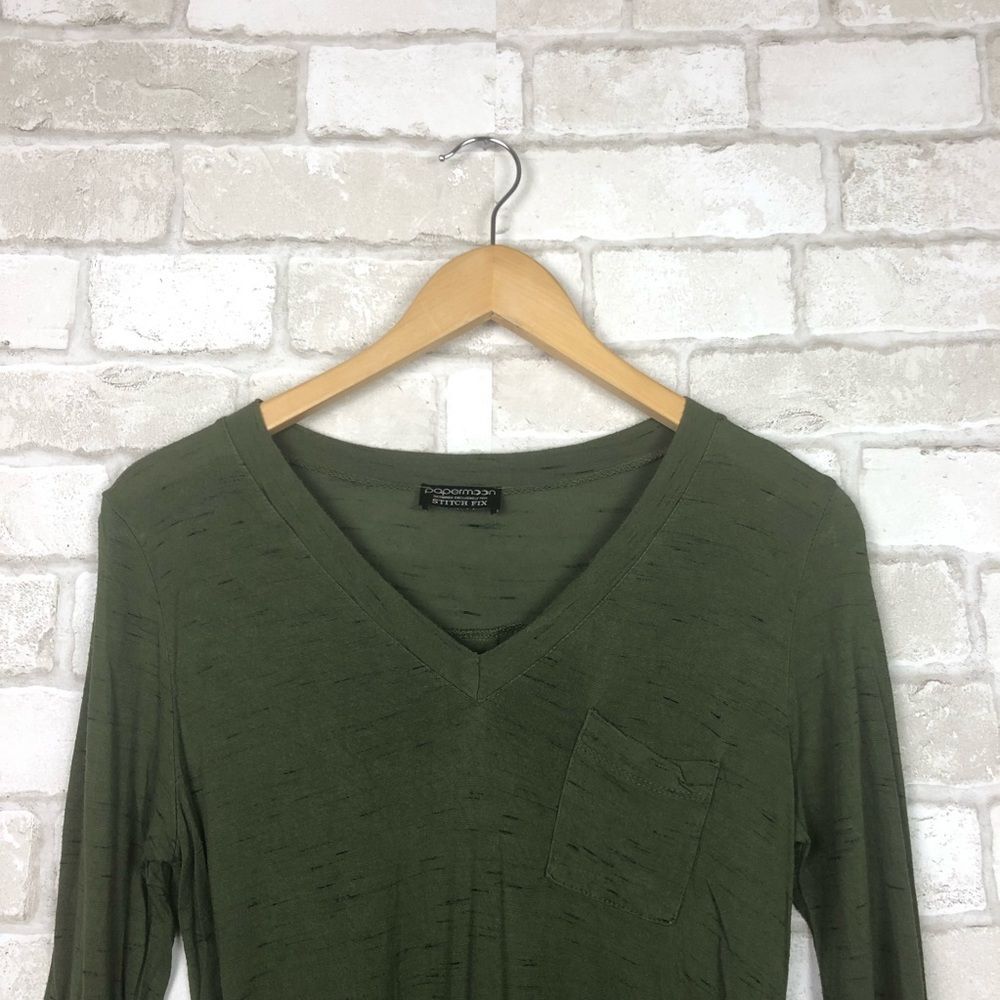 Stitch Fix Papermoon V-neck Top Size S - Picture 2 of 8